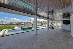 1037 79th St S, Saint Petersburg, FL 33707 - Photo 59