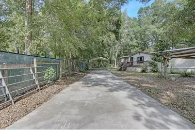 425 SW Longhorn Terrace, Fort White, FL 32038 - Photo 3