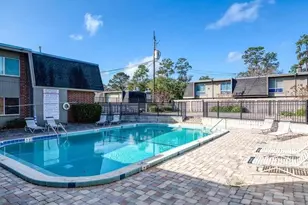 1700 SW 16th Ct, Gainesville, FL 32608 - Photo 9