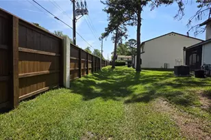 2635 SW 35th Pl, Gainesville, FL 32608 - Photo 25