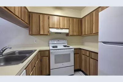 2635 SW 35th Pl #1705, Gainesville, FL 32608 - Photo 7