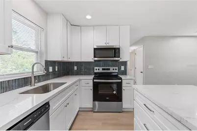 3237 NW 30th Avenue, Gainesville, FL 32605 - Photo 9