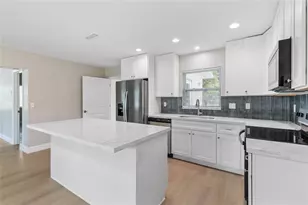 3237 NW 30th Ave, Gainesville, FL 32605 - Photo 7