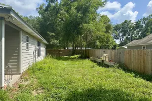 930 NE 14th Ave, Trenton, FL 32693 - Photo 9
