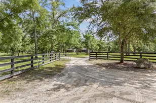 1827 SW Shiloh St, Fort White, FL 32038 - Photo 59