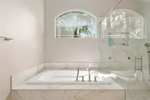 1129 SW 89th St, Gainesville, FL 32607 - Photo 47