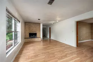 2147 NW 7th Pl, Gainesville, FL 32603 - Photo 11