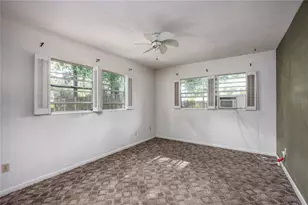 2147 NW 7th Pl, Gainesville, FL 32603 - Photo 23