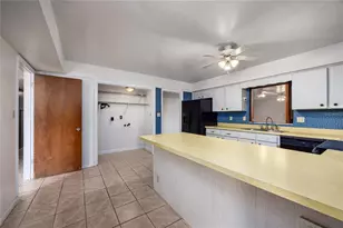 2147 NW 7th Pl, Gainesville, FL 32603 - Photo 15