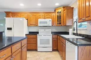 9910 S Santa Fe Ave, Trenton, FL 32693 - Photo 15