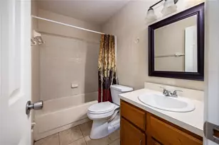 5701 SW 10th Pl, Gainesville, FL 32607 - Photo 25