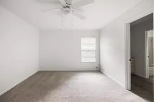 8525 NW 37th Dr, Gainesville, FL 32653 - Photo 21