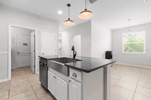 1011 Wetland Ridge Cir, Middleburg, FL 32068 - Photo 17