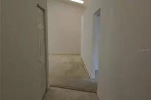 4930 NW 20th Dr, Gainesville, FL 32605 - Photo 9