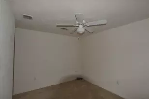 4930 NW 20th Dr, Gainesville, FL 32605 - Photo 21