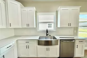 1021 SW 67th Way, Gainesville, FL 32607 - Photo 7