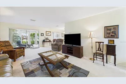 6948 W Country Club Drive N, Sarasota, FL 34243 - Photo 5