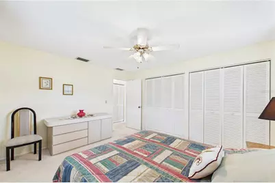 6948 W Country Club Drive N, Sarasota, FL 34243 - Photo 25