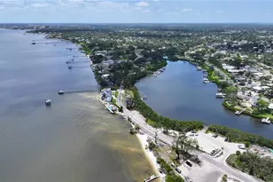 6948 W Country Club Dr N, Sarasota, FL 34243 - Photo 63