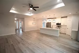 4102 NW 26th Dr, Gainesville, FL 32605 - Photo 9