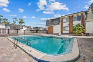 1700 SW 16th Ct, Gainesville, FL 32608 - Photo 15