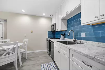 1700 SW 16th Court #E9, Gainesville, FL 32608 - Photo 9