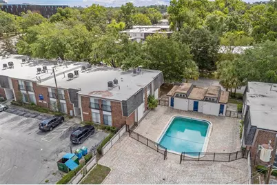 1700 SW 16th Court #E9, Gainesville, FL 32608 - Photo 17