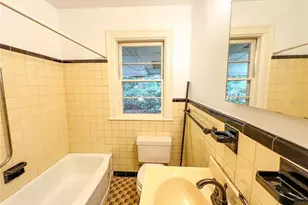 1403 NW 11th Rd, Gainesville, FL 32605 - Photo 9