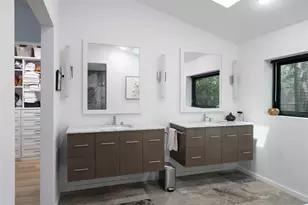 2261 NW 24th Ave, Gainesville, FL 32605 - Photo 15