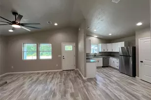 23147 NW 181st Pl, High Springs, FL 32643 - Photo 5