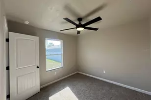 23147 NW 181st Pl, High Springs, FL 32643 - Photo 13