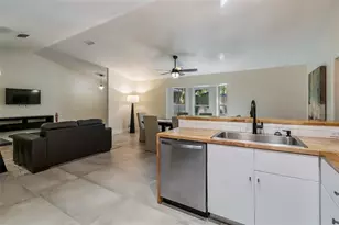 3222 SW 27th St, Gainesville, FL 32608 - Photo 7