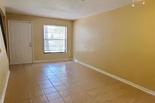 2127 SW 39 Dr, Gainesville, FL 32607 - Photo 3