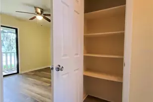 2207 SW 39 Dr, Gainesville, FL 32607 - Photo 13