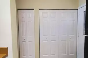 2207 SW 39 Dr, Gainesville, FL 32607 - Photo 7