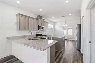 24302 SW 18th Ln, Newberry, FL 32669 - Photo 9