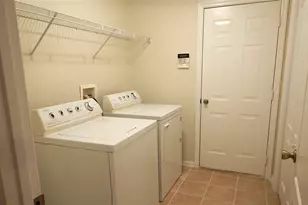 4981 SW 17th Terrace, Gainesville, FL 32608 - Photo 17