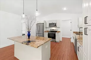 1111 SE 2nd Ave, Gainesville, FL 32641 - Photo 7