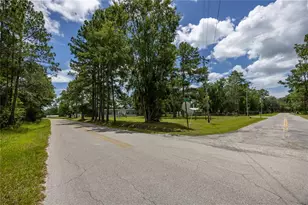 127 S E Haven Ct, Lake City, FL 32025 - Photo 7