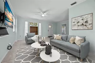 601 NW 36th Dr, Gainesville, FL 32607 - Photo 3