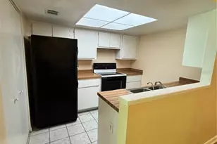 4224 SW 70th Terrace, Gainesville, FL 32608 - Photo 5