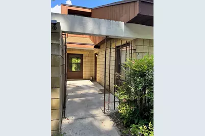 4224 SW 70th Terrace #A, Gainesville, FL 32608 - Photo 3