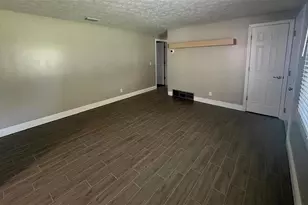 583 Clermont Ave S, Orange Park, FL 32073 - Photo 9