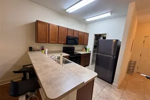 2945 SW 35th Pl, Gainesville, FL 32608 - Photo 3