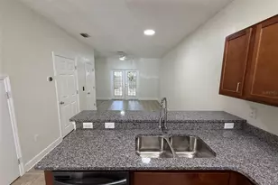 2945 SW 35th Pl, Gainesville, FL 32608 - Photo 3