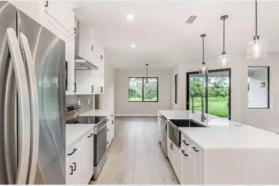 825 Tejon Avenue SW, Palm Bay, FL 32908 - Photo 5