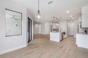 825 Tejon Ave SW, Palm Bay, FL 32908 - Photo 9