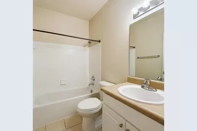 4877 NW 42nd Road #106, Gainesville, FL 32606 - Photo 17