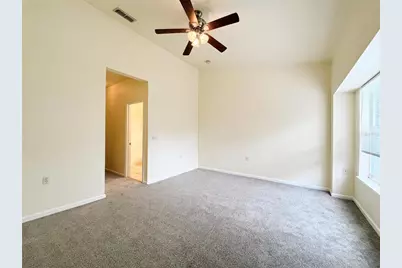 4877 NW 42nd Road #106, Gainesville, FL 32606 - Photo 17