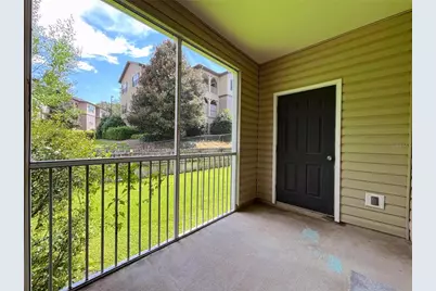 4877 NW 42nd Road #106, Gainesville, FL 32606 - Photo 9